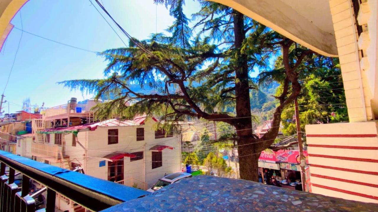 Hotel Woodland ナイニタール エクステリア 写真